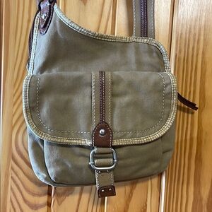 {FOSSIL} Stylish Tan Crossbody Bag Cute School Work Fun Boho Khaki